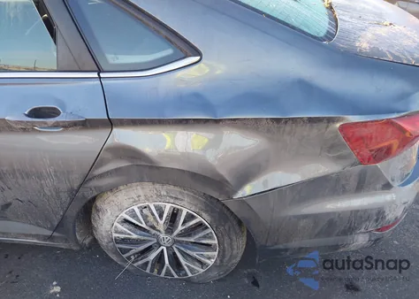 2021 Volkswagen Jetta 1.4T R-Line/1.4T S/1.4T Se from USA, damaged, VIN 3VWC57BU0MM027173